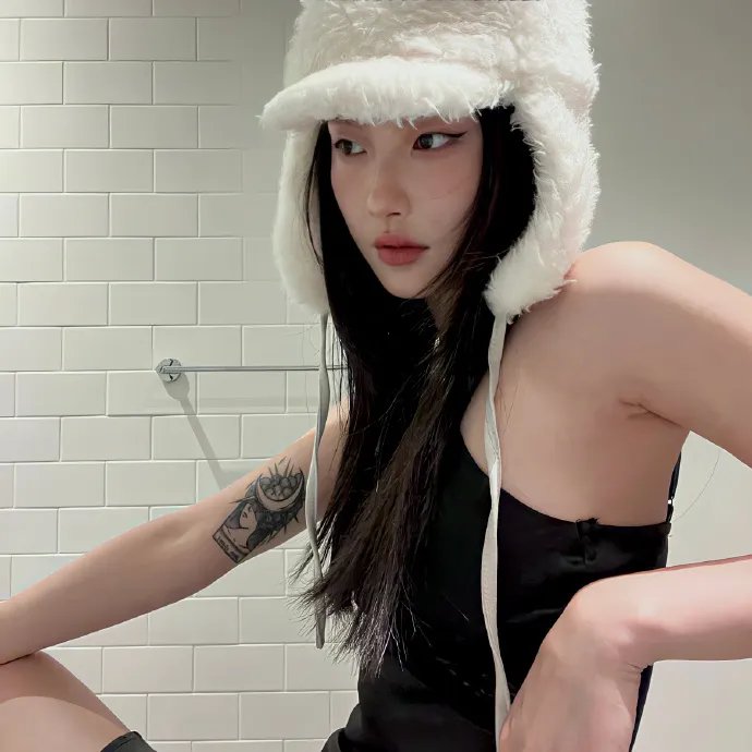 女孩爱跑步